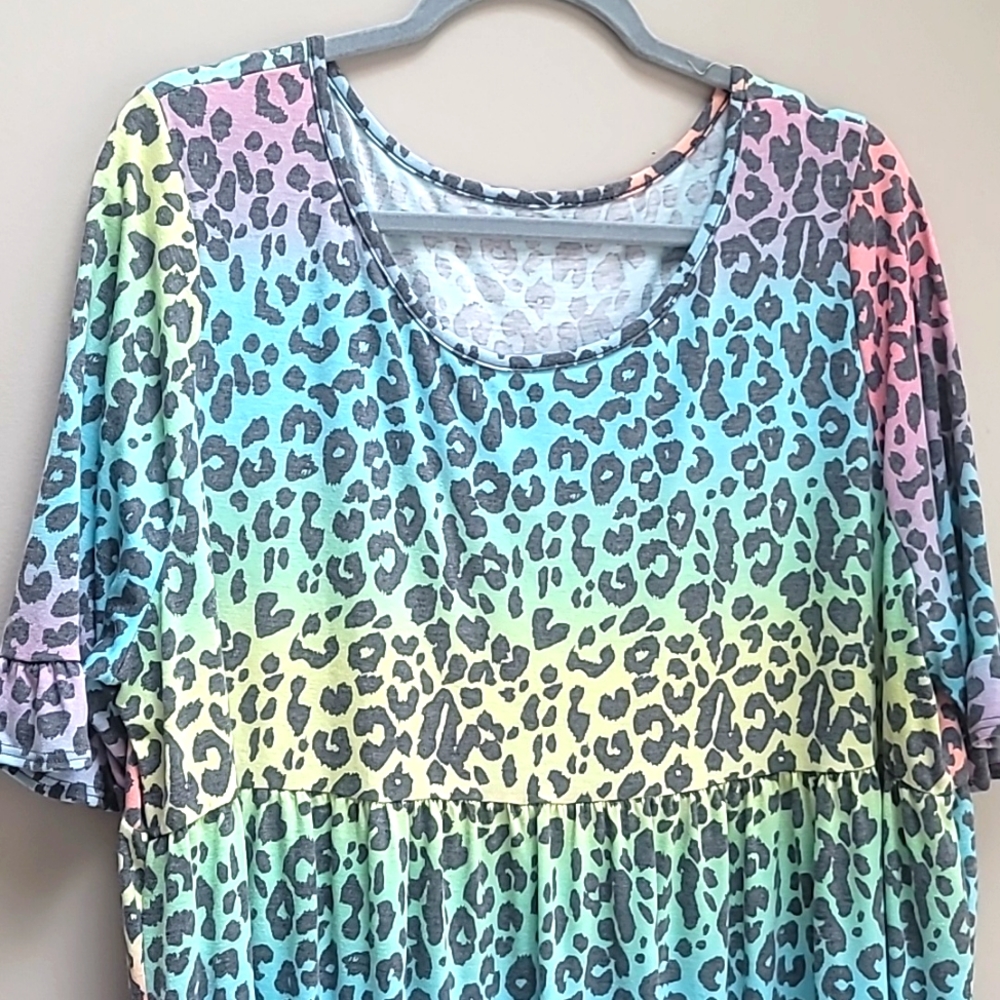 3x Animal print ruffled tiered Sew in Love tee